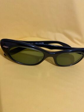 Vintage Vienna line Sunglasses Green Cat Made In Austria